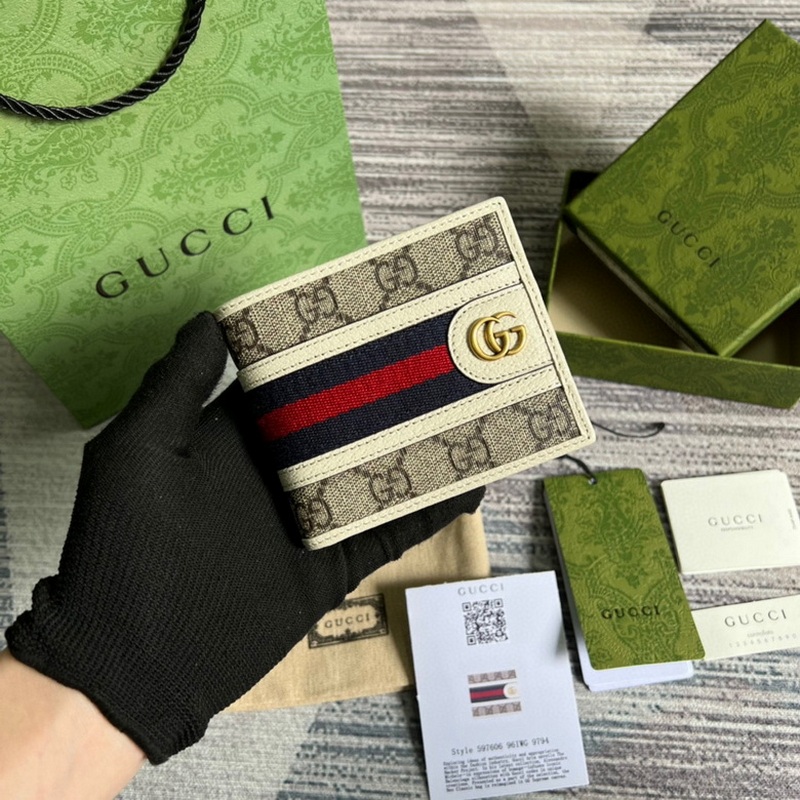 Gucci Wallets 35